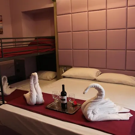Bed and breakfast Sleep In *